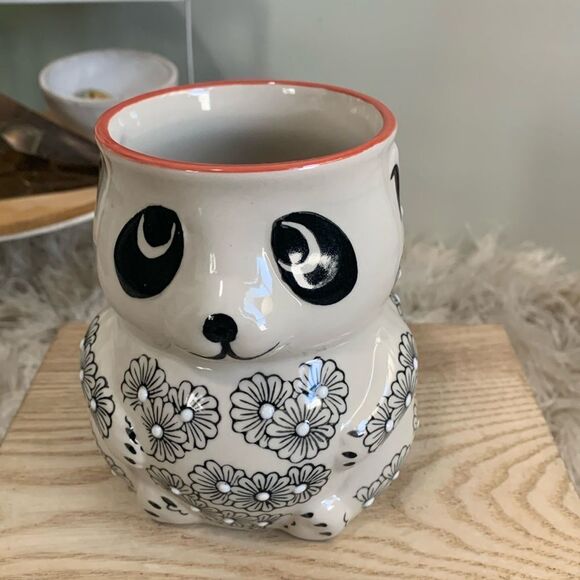 Hand Painted Yokahama Studio Panda Bear
Coffee Tea Mug - Picture 1 of 17
